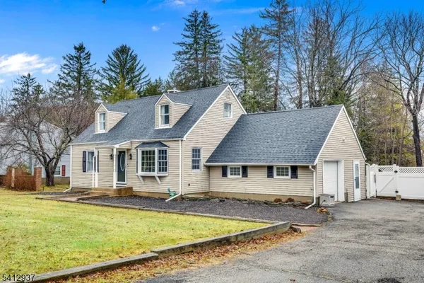 $574,900 | 802 East Prospect Street, Hackettstown, NJ 07840