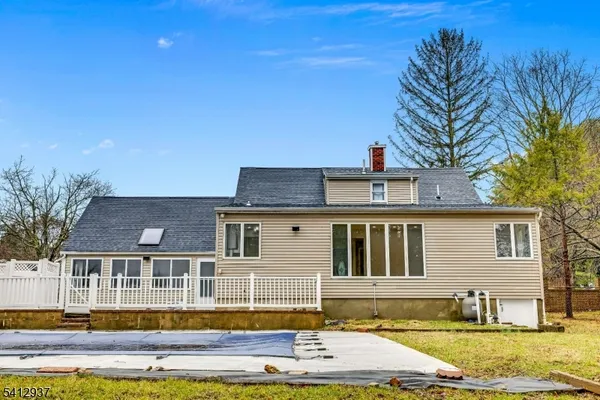 $574,900 | 802 East Prospect Street, Hackettstown, NJ 07840