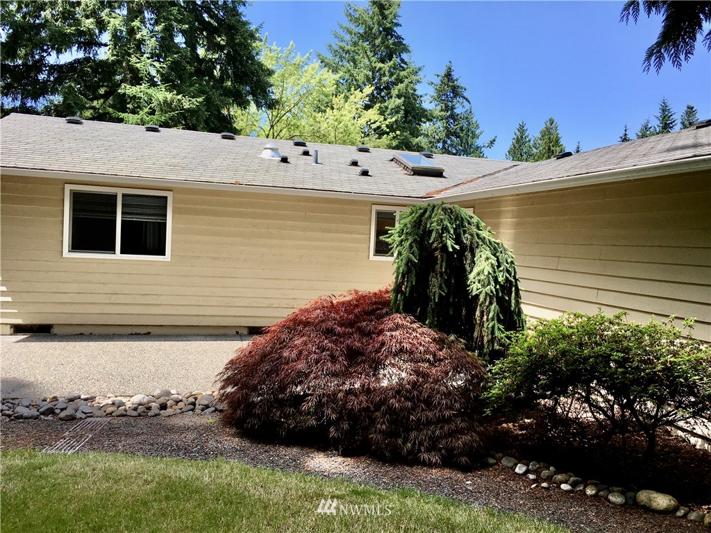 17521 Valley Cir Drive Bothell, WA 98012 - Photo 16 of 30 Gallery Image 16