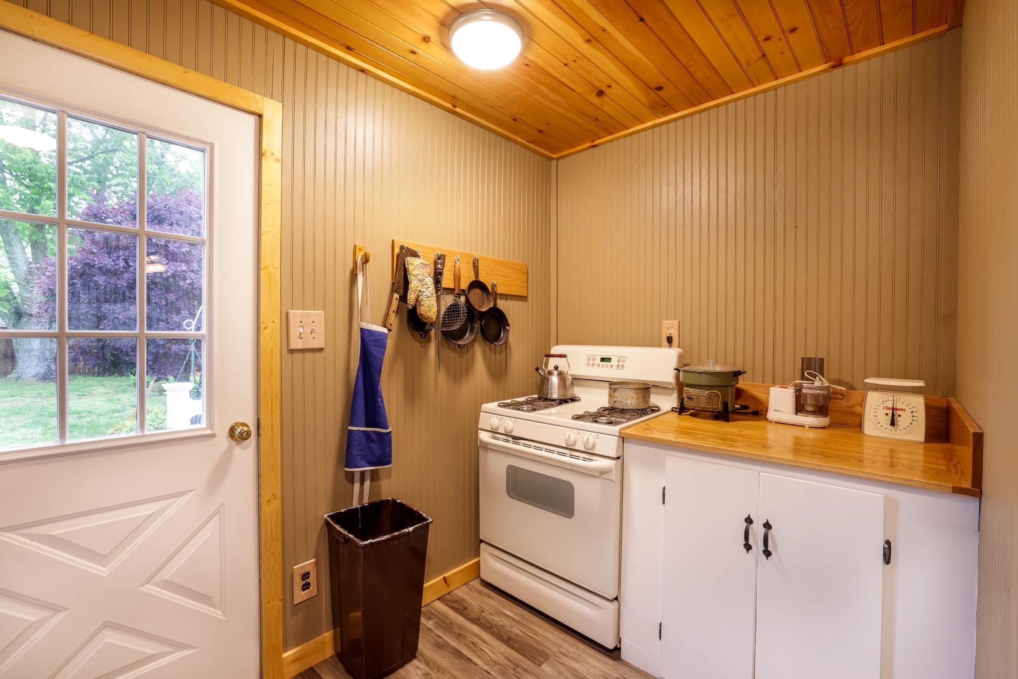 539 Breakwater Road Erma, NJ 08204 - Photo 7 of 25 Gallery Image 7