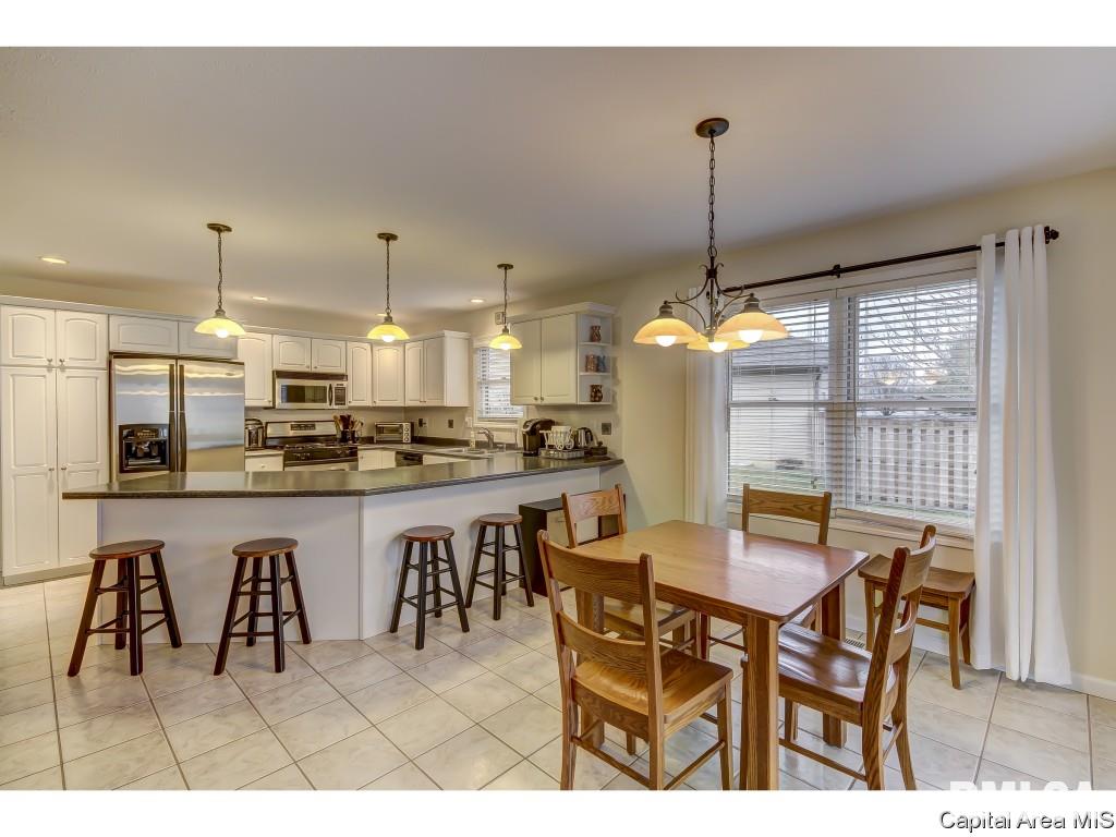 5112 Johanne Court Springfield, IL 62711 - Photo 11 of 36 Gallery Image 11