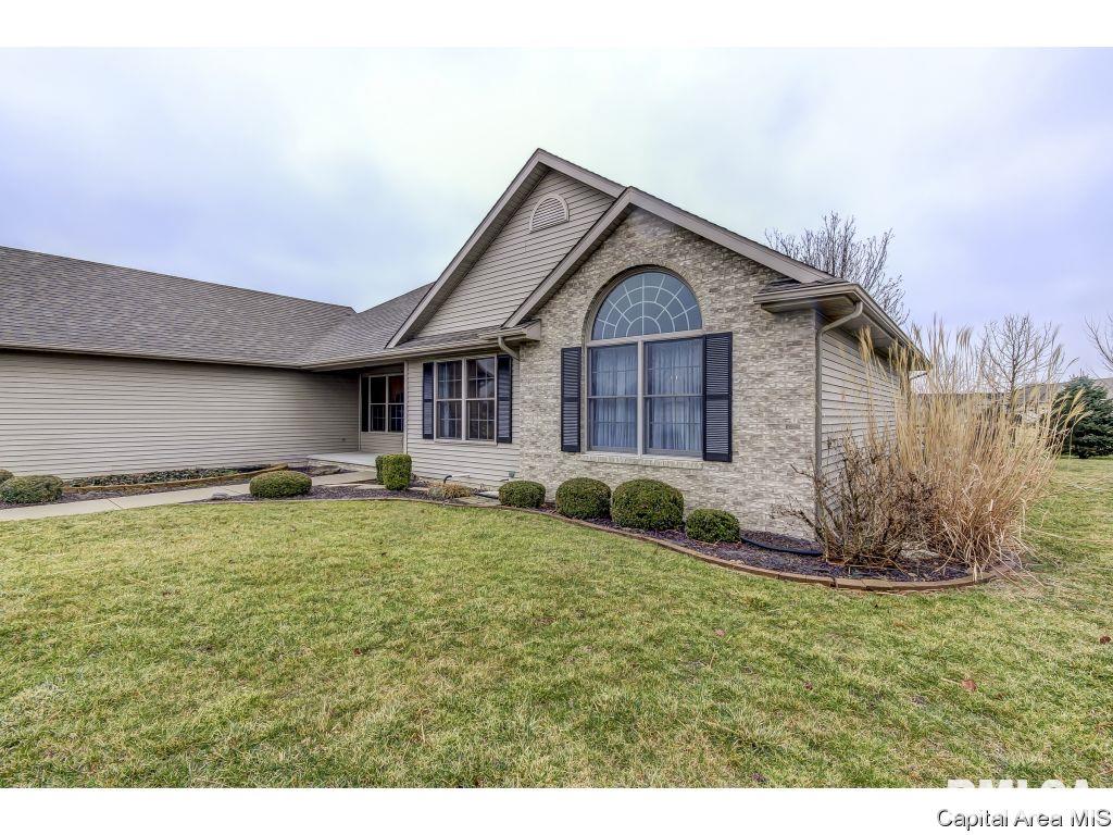 5112 Johanne Court Springfield, IL 62711 - Photo 2 of 36 Gallery Image 2