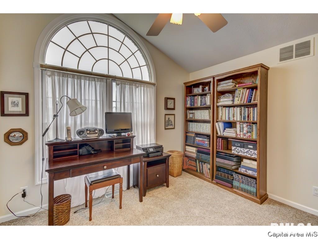 5112 Johanne Court Springfield, IL 62711 - Photo 6 of 36 Gallery Image 6
