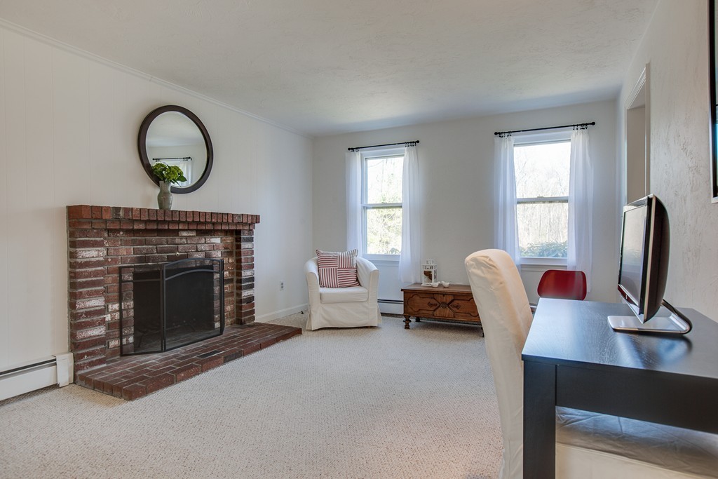 8 Valentine Road Hopkinton, MA 01748 - Photo 12 of 25 Gallery Image 12