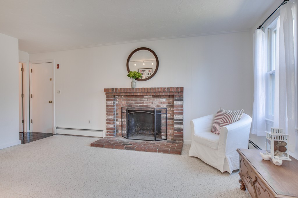 8 Valentine Road Hopkinton, MA 01748 - Photo 14 of 25 Gallery Image 14