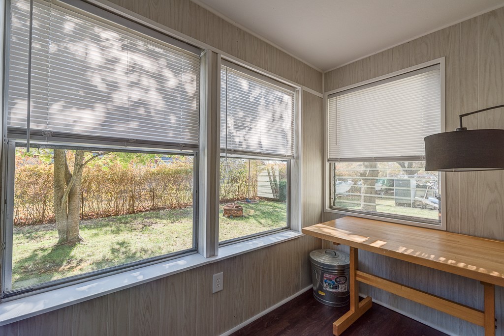 1747 Mendon Road Woonsocket, RI 02895 - Photo 8 of 26