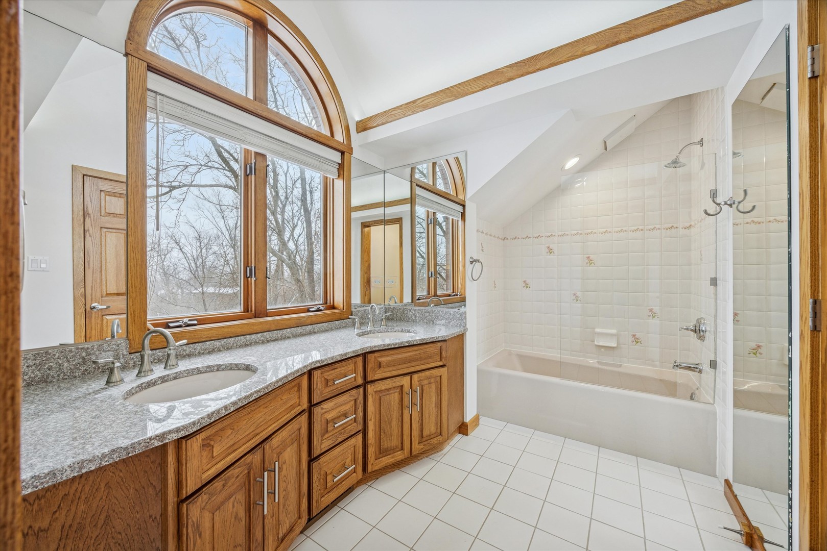 8425 Hickory Court Burr Ridge, IL 60527 - Photo 38 of 56