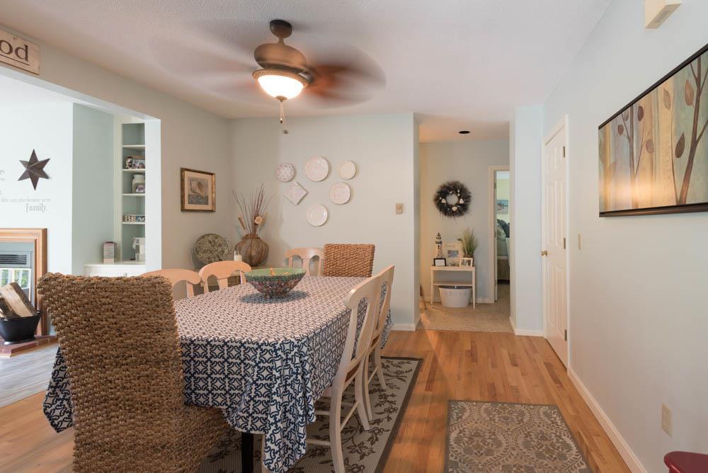 239 Sea Road, Unit 25 Kennebunk, ME 04043 - Photo 15 of 27 Dining room is open to the living...