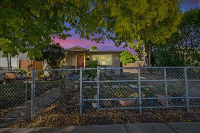 $999,000 | 603 Warrington Avenue, Redwood City, CA 94063