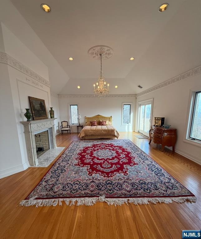 24 Club Way Cedar Grove, NJ 07009 - Photo 9 of 18 a living room with furniture and a rug