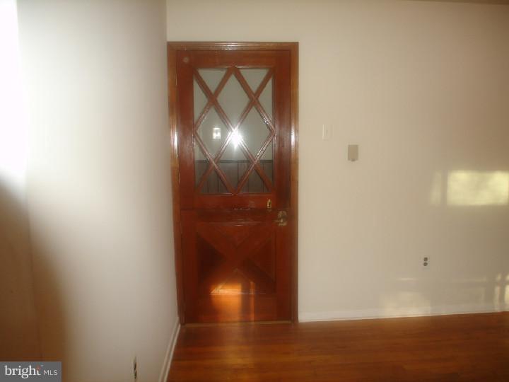 16 Betts Road Delmont, NJ 08314 - Photo 13 of 25 Living Room