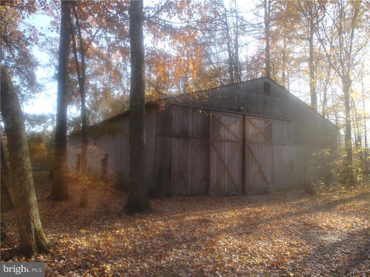 16 Betts Road Delmont, NJ 08314 - Photo 22 of 25 Barn
