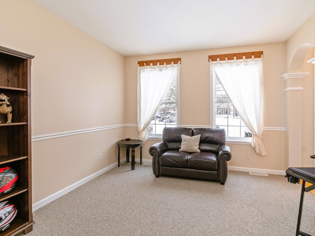 85 Barrett Lane Williston, VT 05495 - Photo 18 of 48