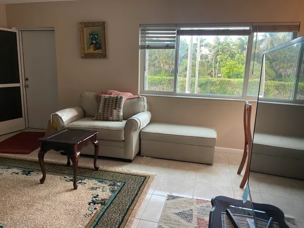 $154,900 | 3300 Springdale Boulevard, Unit 201, Palm Springs, FL 33461