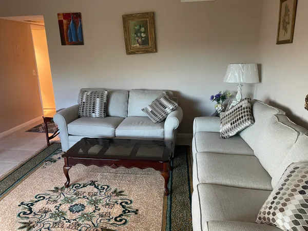 $154,900 | 3300 Springdale Boulevard, Unit 201, Palm Springs, FL 33461