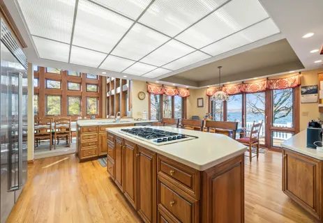 $10,995,000 | W2908 Walcowis Drive, Linn, WI 53147
