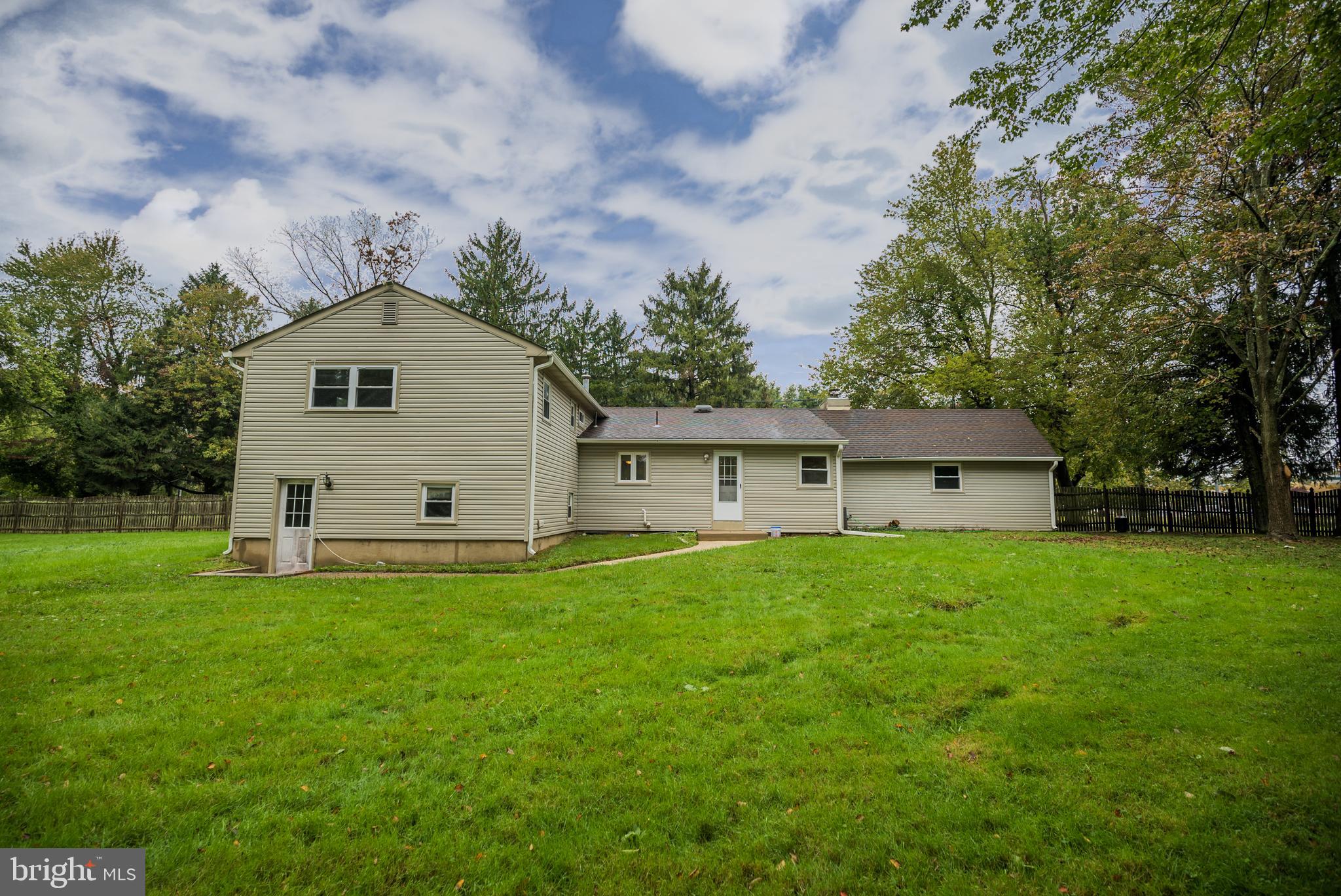 1616 Kresson Road Cherry Hill, NJ 08003 - Photo 2 of 32