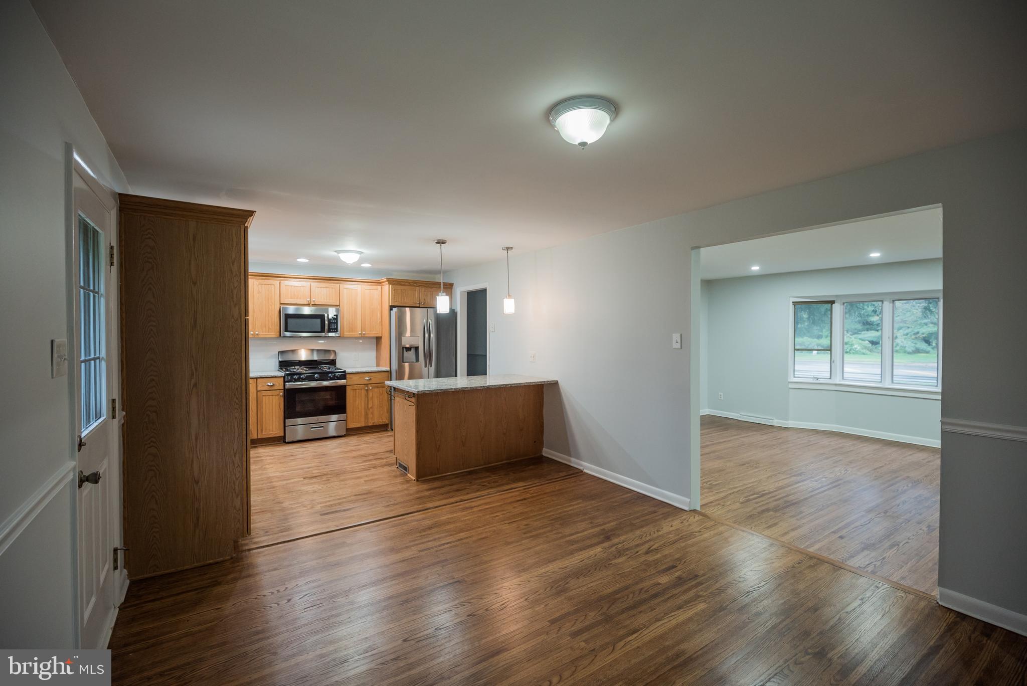 1616 Kresson Road Cherry Hill, NJ 08003 - Photo 14 of 32 Dining room/kitchen