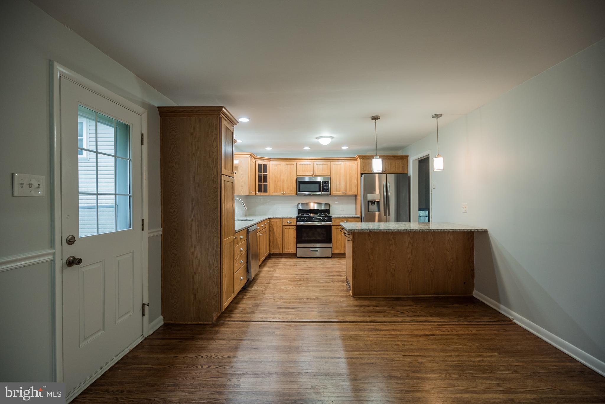 1616 Kresson Road Cherry Hill, NJ 08003 - Photo 8 of 32 Dining room/kitchen