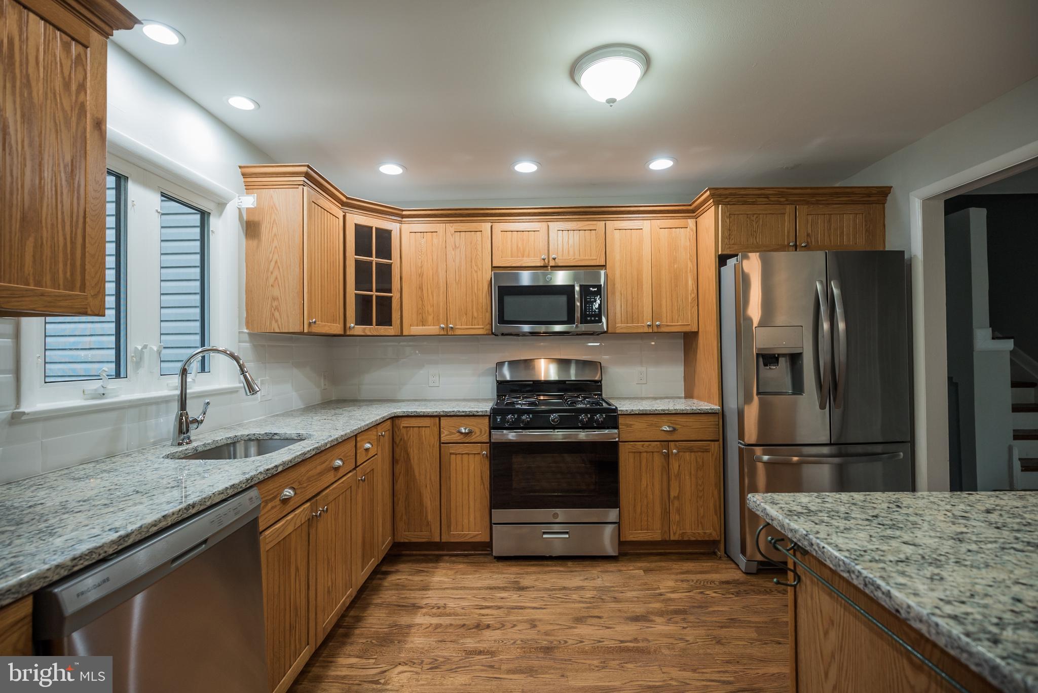 1616 Kresson Road Cherry Hill, NJ 08003 - Photo 10 of 32