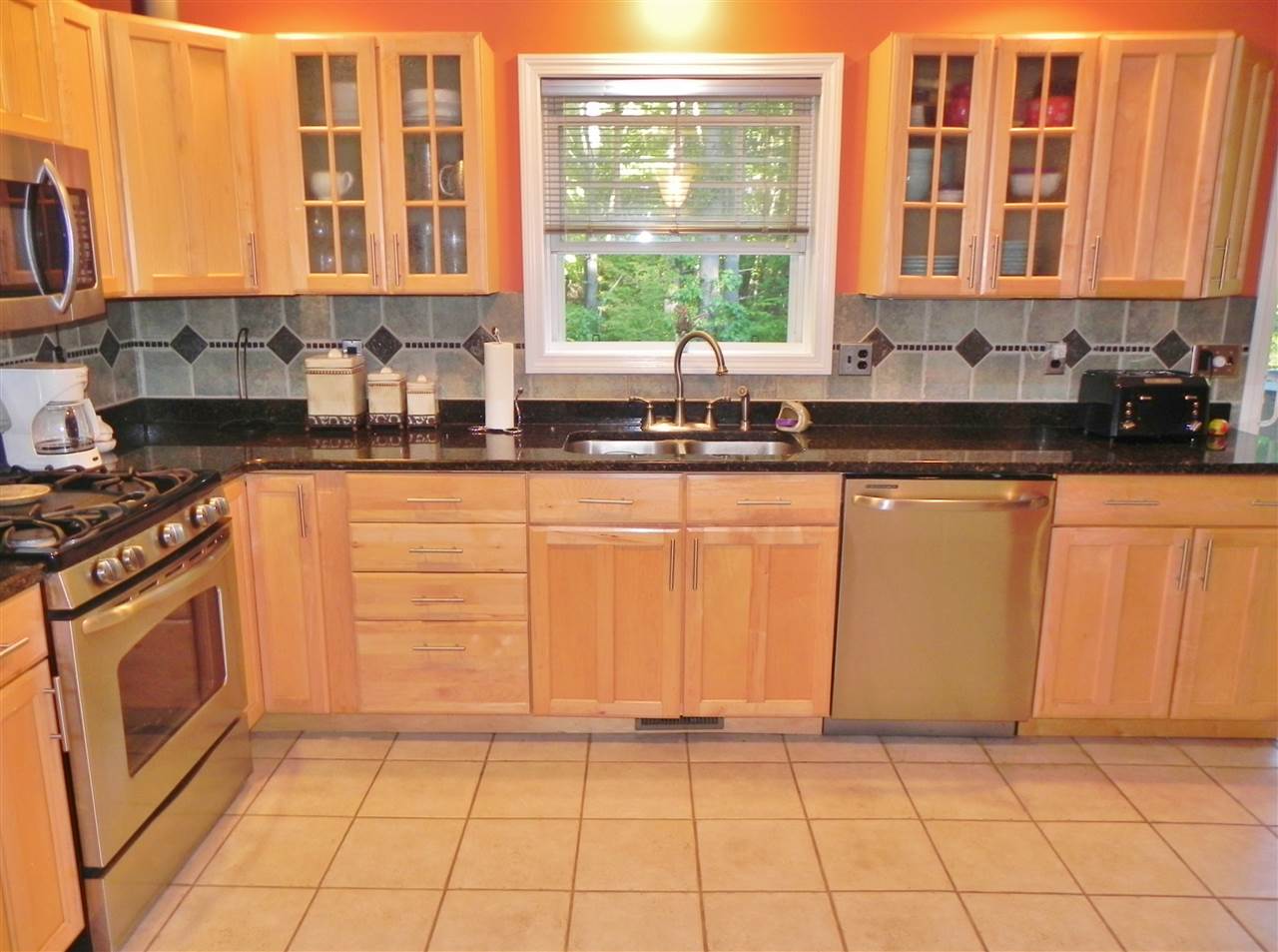 150 Naticook Road Merrimack, NH 03054 - Photo 14 of 33