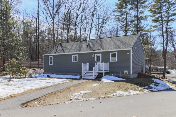 $439,000 | 312 Cross Mill Road, Northfield, NH 03276