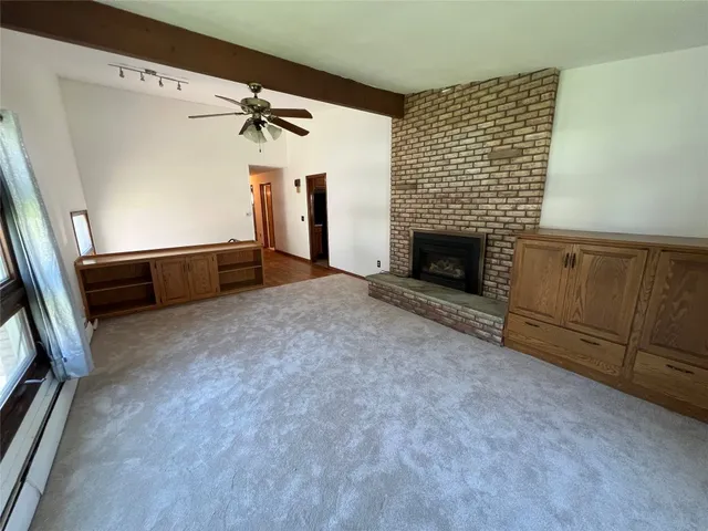 $279,000 | 21 Exeter Drive, Endicott, NY 13760