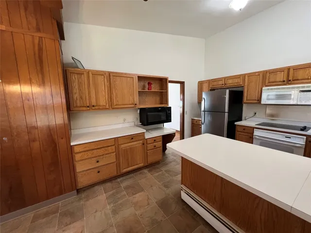 $279,000 | 21 Exeter Drive, Endicott, NY 13760