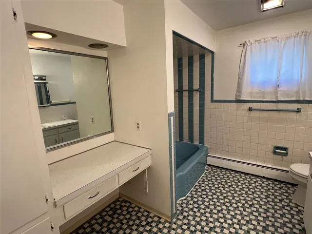 $279,000 | 21 Exeter Drive, Endicott, NY 13760