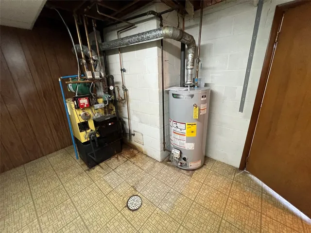 $279,000 | 21 Exeter Drive, Endicott, NY 13760