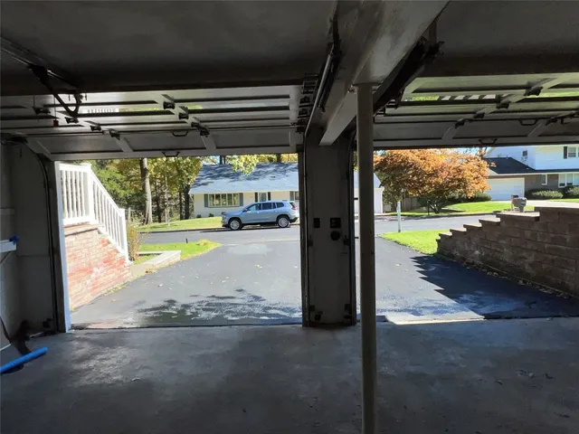 $279,000 | 21 Exeter Drive, Endicott, NY 13760