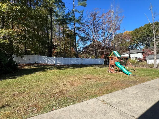 $279,000 | 21 Exeter Drive, Endicott, NY 13760