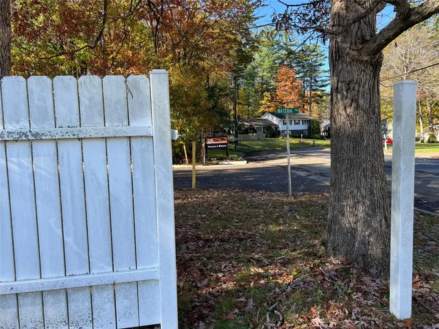 $279,000 | 21 Exeter Drive, Endicott, NY 13760