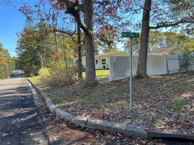 $279,000 | 21 Exeter Drive, Endicott, NY 13760