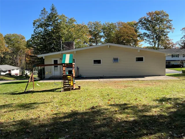 $279,000 | 21 Exeter Drive, Endicott, NY 13760