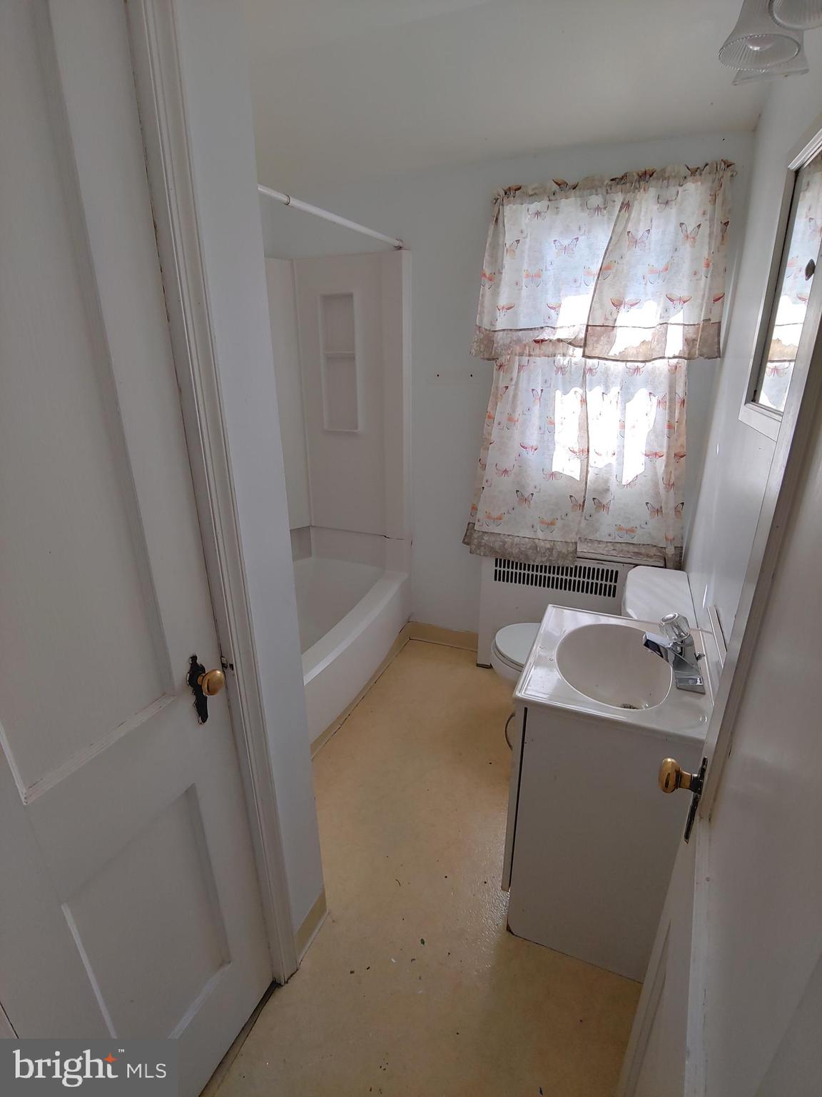 248 Ridge Avenue Towson, MD 21286 - Photo 10 of 15 Gallery Image 10