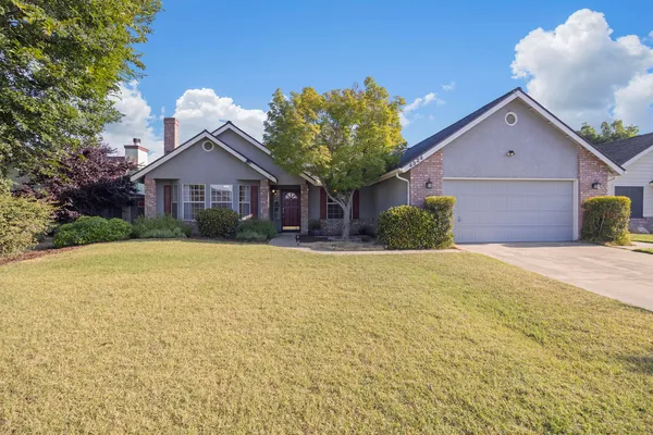 $415,000 | 4324 West Orchard Avenue, Visalia, CA 93277