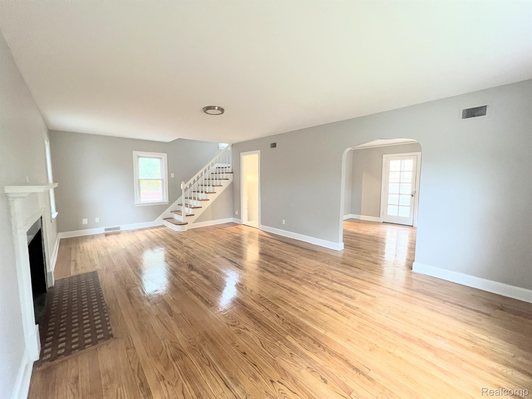 14623 Rutland Street Detroit, MI 48227 - Photo 9 of 39 Gallery Image 9