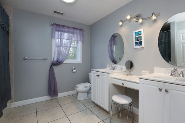 21 Moran Road Billerica, MA 01862 - Photo 7 of 22