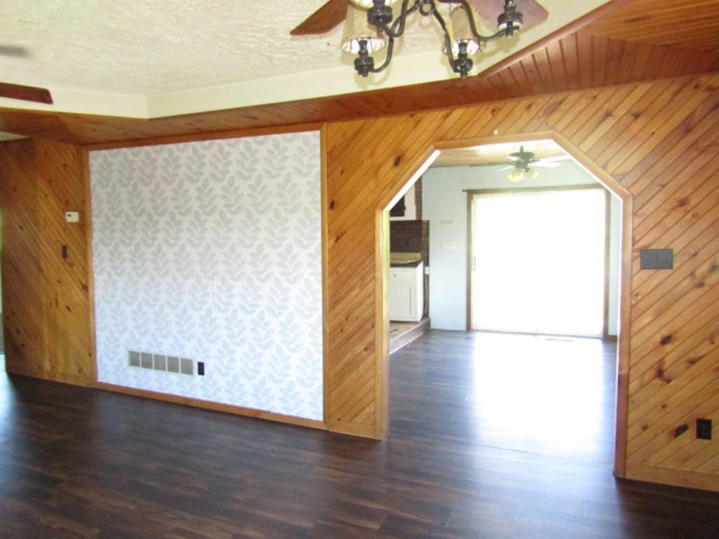 60 South Bridge Road Prosperity, PA 15329 - Photo 10 of 36