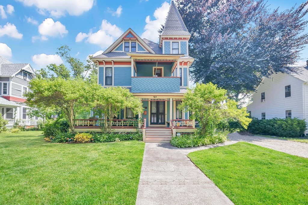 161 Florida Street Springfield, MA 01109 - Photo 1 of 40 Gallery Image 1