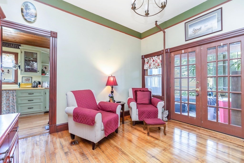 161 Florida Street Springfield, MA 01109 - Photo 18 of 40 Gallery Image 18