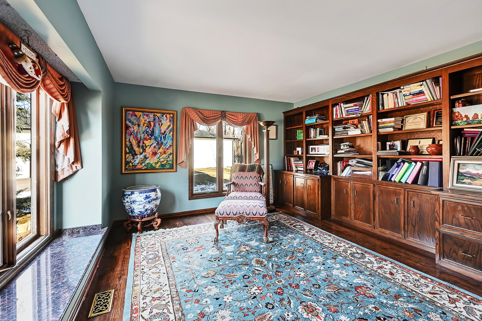 803 Merry Lane Oak Brook, IL 60523 - Photo 14 of 39 a living room with furniture and a flat screen tv