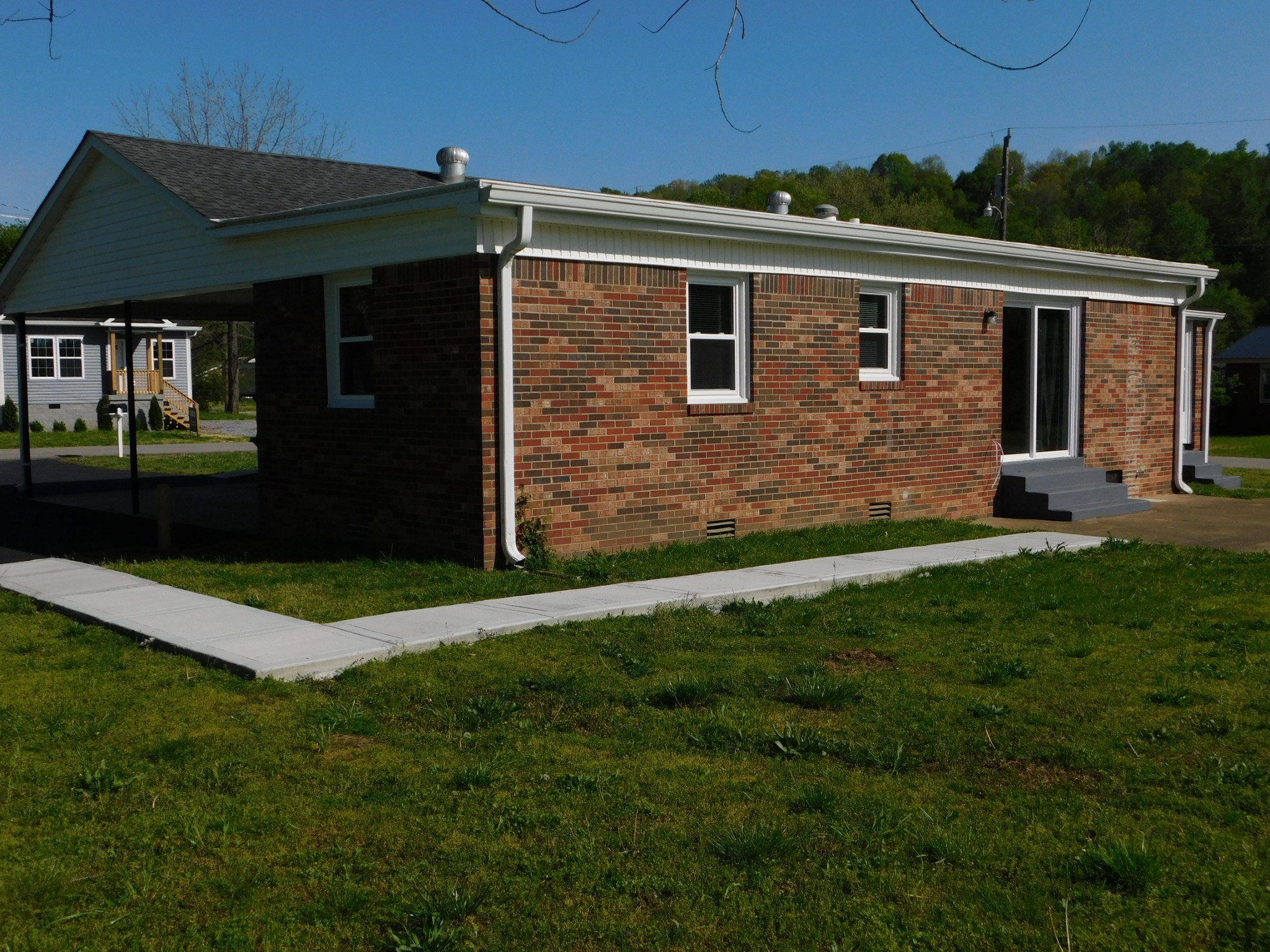 102 Lucas Road Waverly, TN 37185 - Photo 13 of 60