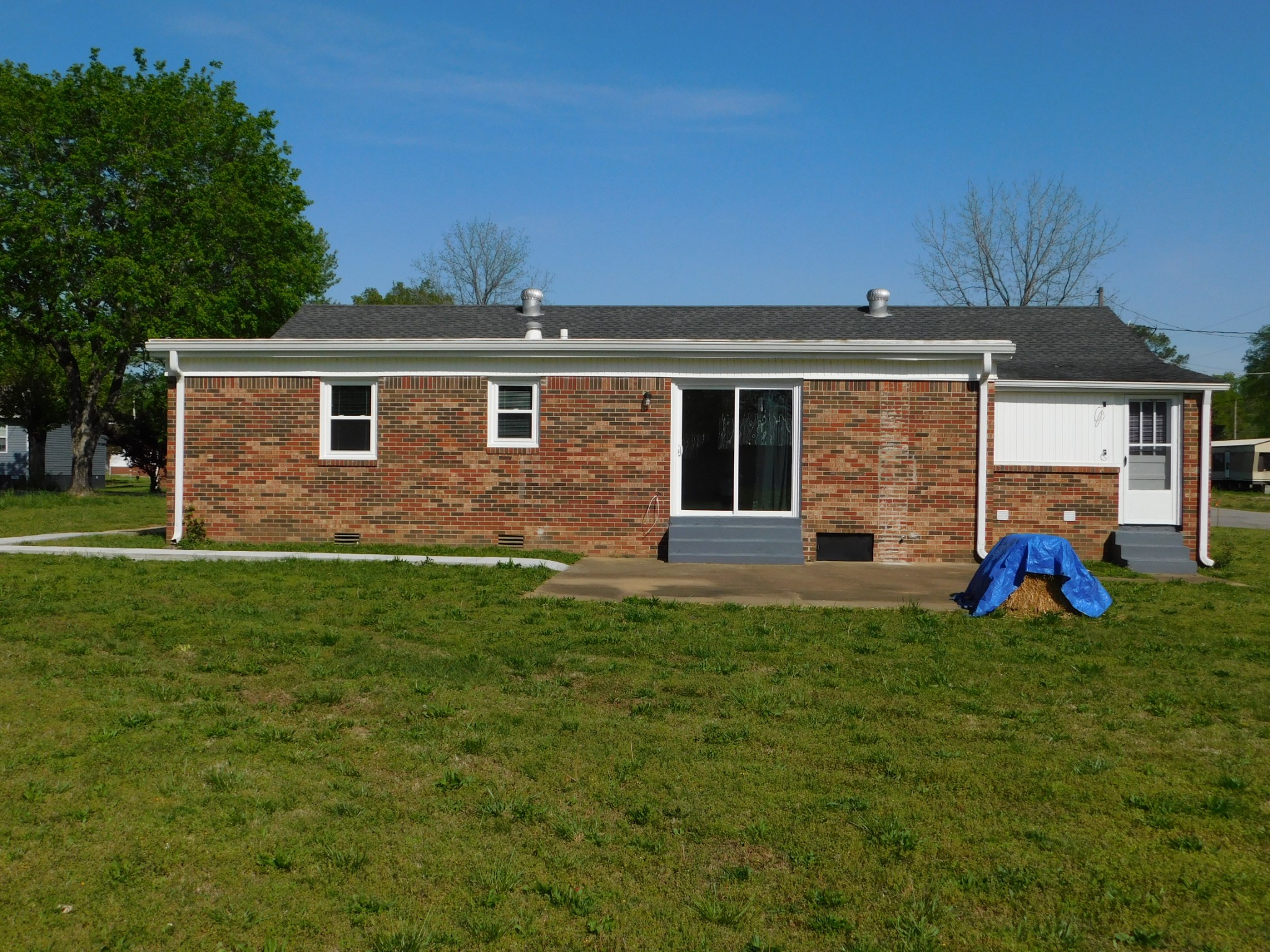 102 Lucas Road Waverly, TN 37185 - Photo 7 of 60