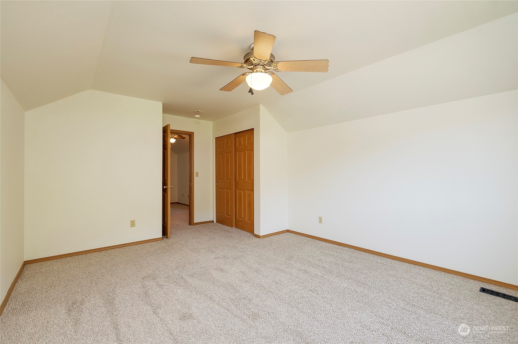 4700 Parker Road East Sumner, WA 98390 - Photo 32 of 40 a view of an empty room