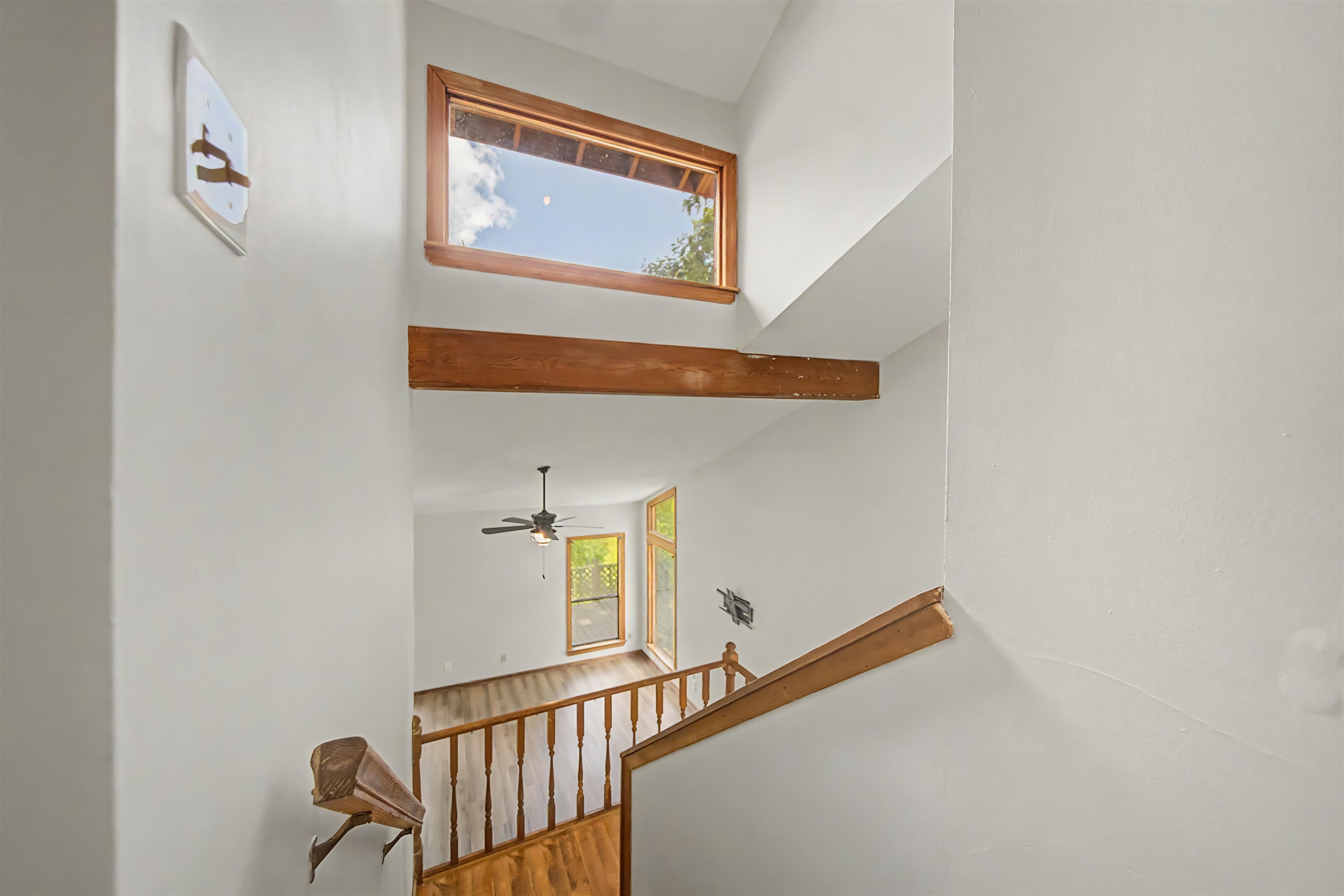 2380 Dunaway Road Selmer, TN 38375 - Photo 29 of 39 Stairs