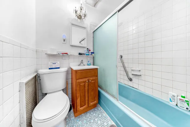 $1,595,000 | 20-23 41st Street | Astoria