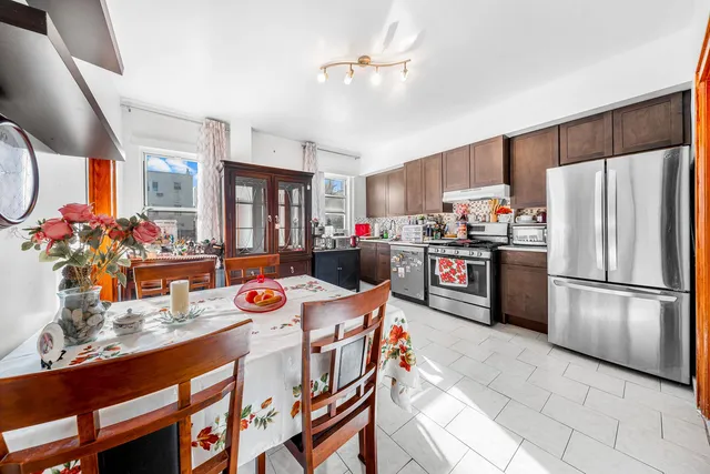 $1,595,000 | 20-23 41st Street | Astoria