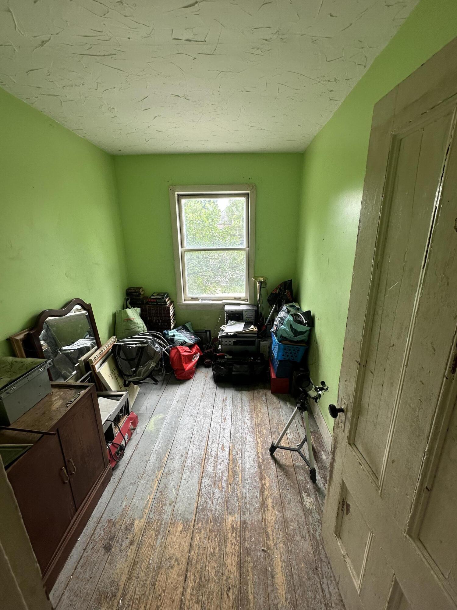 27 Central Street Millinocket, ME 04462 - Photo 7 of 24 D3DB249A-9FFF-40EE-9164-387B83BCE7DC